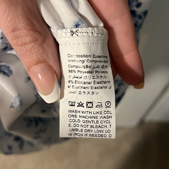 White and blue floral maxi dress - Picture 5 of 5